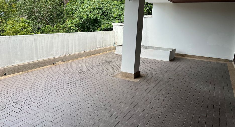 For sale 3 bedrooms condo in Thalang, Phuket