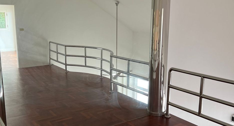 For sale 3 bedrooms condo in Thalang, Phuket