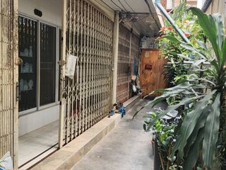 Аренда 3 спальни таунхаус в Сатхон, Бангкок