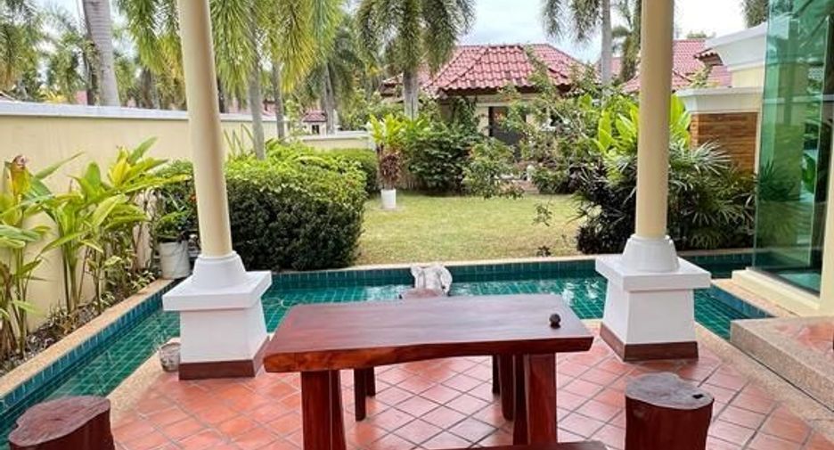 For sale 3 bedrooms villa in Thalang, Phuket