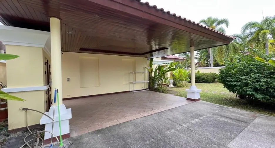 For sale 3 bedrooms villa in Thalang, Phuket