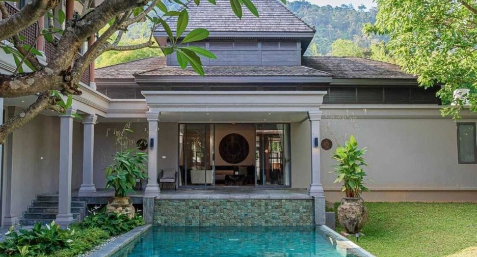 For rent 6 bedrooms villa in Mueang Phuket, Phuket