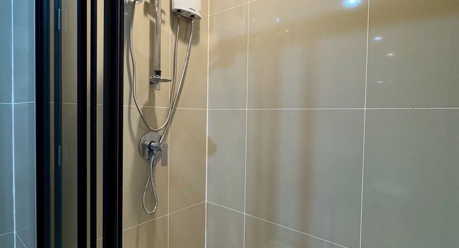 For rent 1 bed condo in Huai Khwang, Bangkok