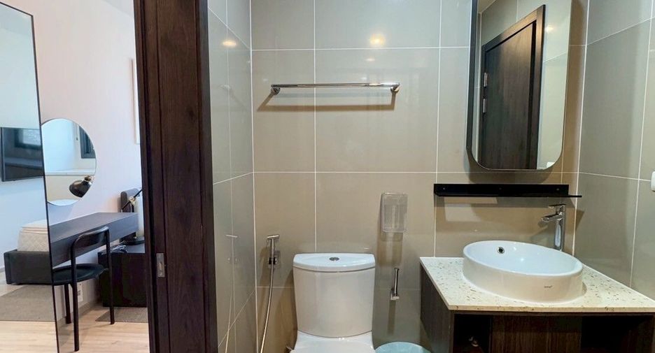 For rent 1 bed condo in Huai Khwang, Bangkok