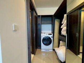 Wohnung zur Miete mit 1 Zimmer in Huai Khwang, Bangkok