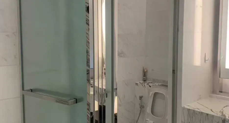 Condo en alquiler de 2 habitaciones en Bang Kho Laem, Bangkok