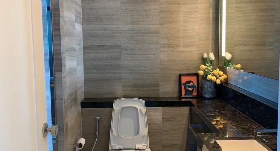 Condo en alquiler de 2 habitaciones en Bang Kho Laem, Bangkok