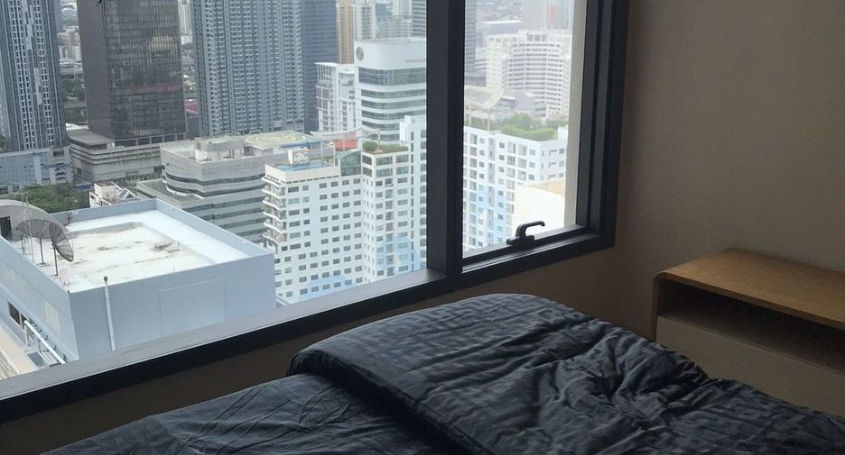 For rent 1 bed condo in Watthana, Bangkok