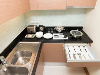 À louer studio condo à Khlong Toei, Bangkok