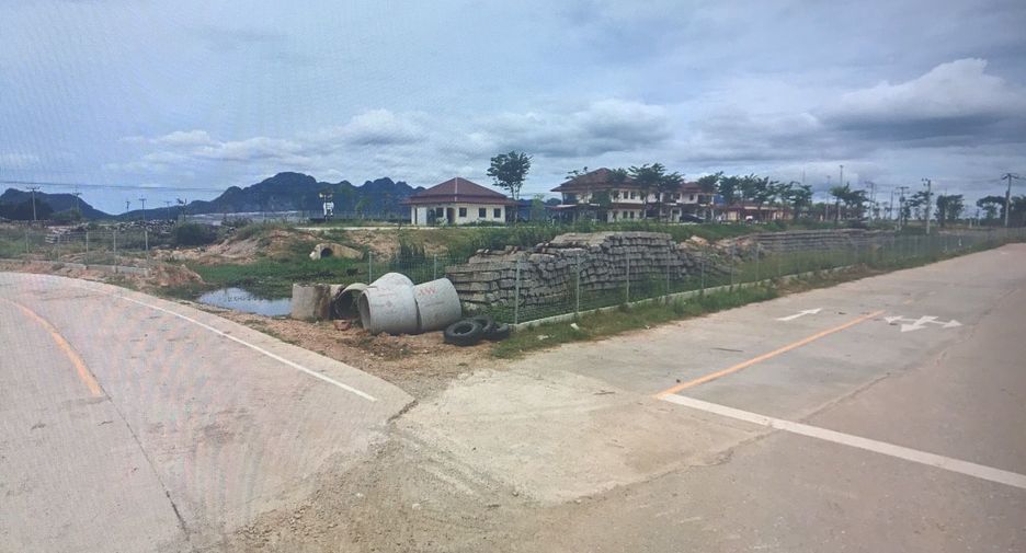 Grundstück zum Kauf in Sam Roi Yot, Prachuap Khiri Khan