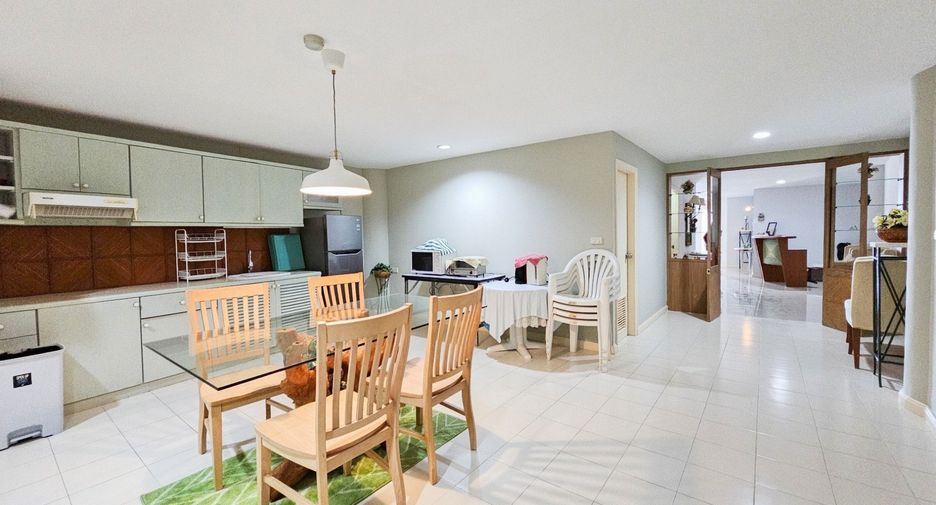 For sale 2 bedrooms condo in Cha Am, Phetchaburi