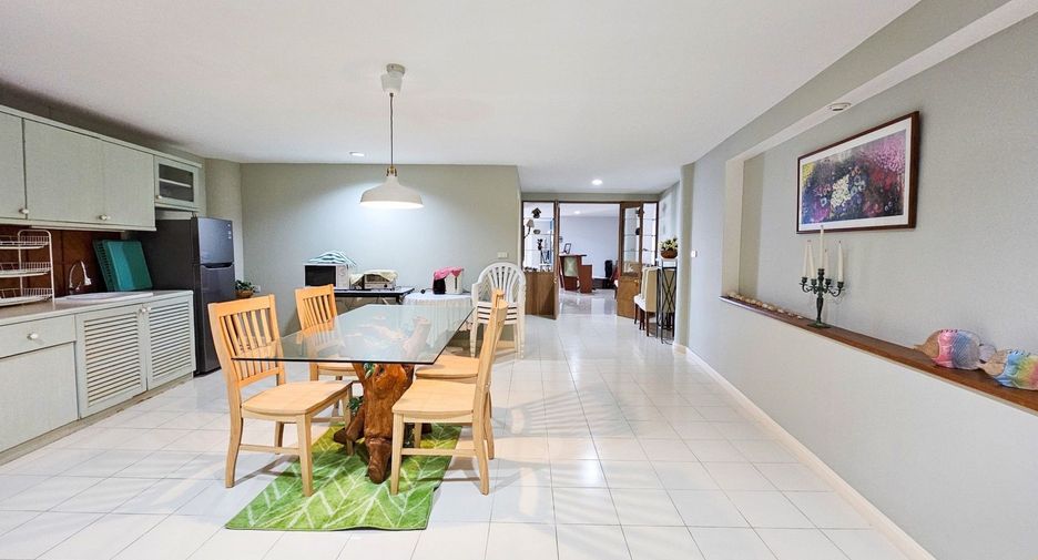 For sale 2 bedrooms condo in Cha Am, Phetchaburi