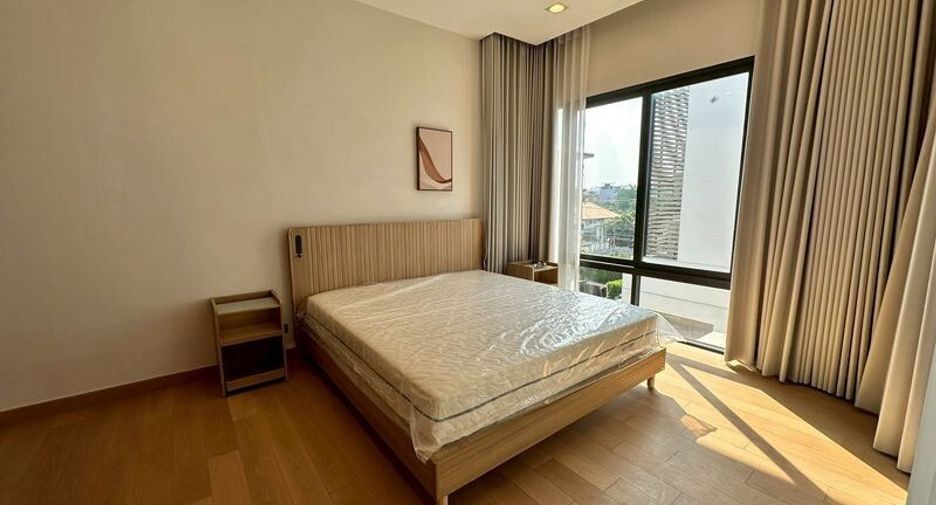 For sale 3 bedrooms house in Wang Thonglang, Bangkok