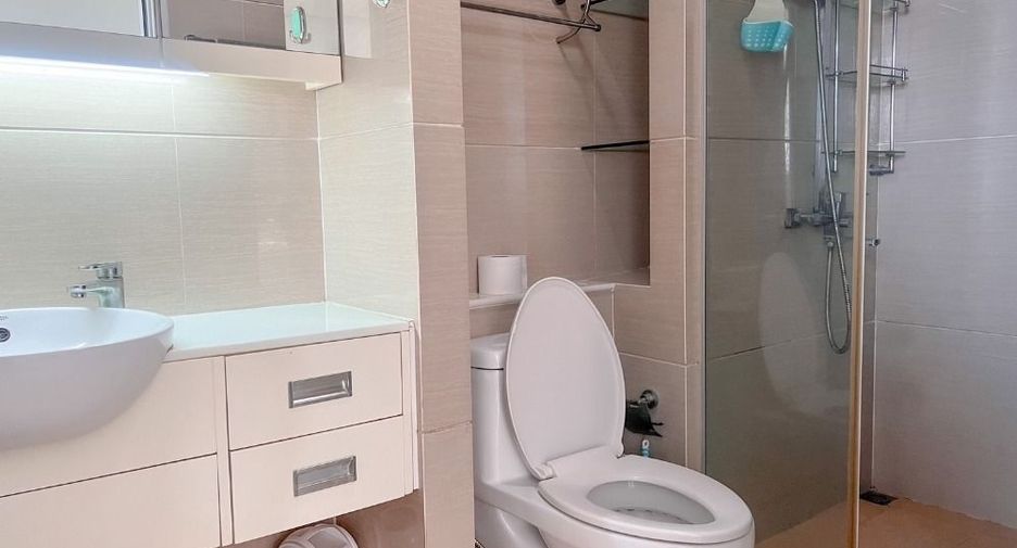 For sale and for rent 2 bedrooms condo in Huai Khwang, Bangkok