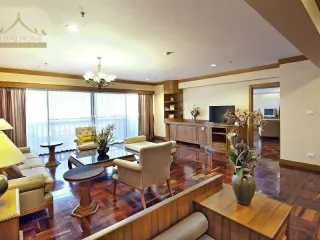For rent 4 bedrooms apartment in Watthana, Bangkok