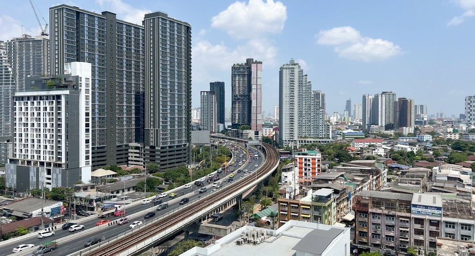 For rent studio condo in Chom Thong, Bangkok