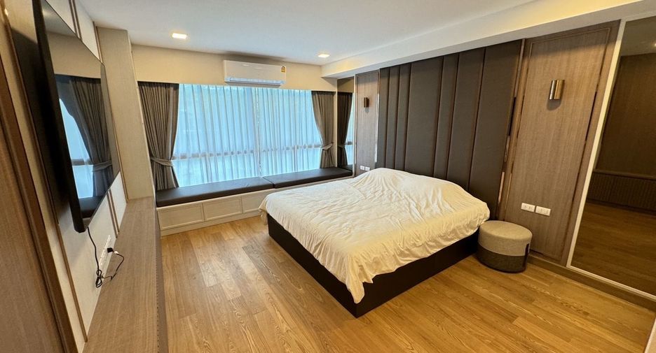 For sale and for rent 3 bedrooms condo in Khlong Toei, Bangkok