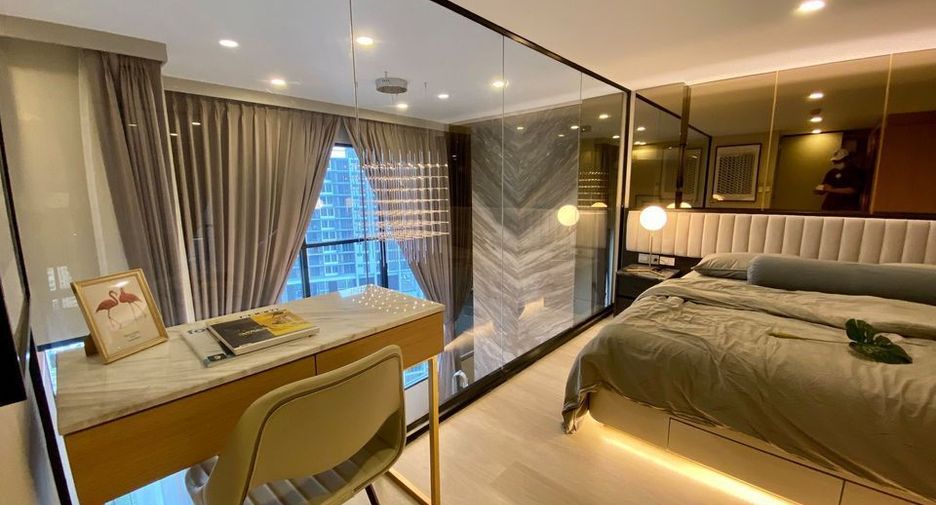 Condo en alquiler de 1 habitaciones en Sathon, Bangkok