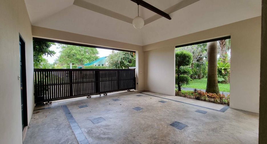 Villa zum Kauf mit 5 Zimmer in Bang Lamung, Chonburi