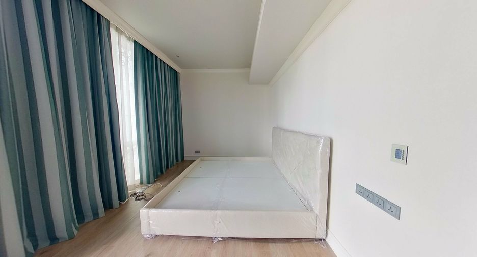 For sale and for rent 3 bedrooms townhouse in Watthana, Bangkok
