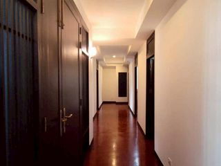 For rent 4 bedrooms condo in Sathon, Bangkok