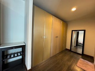 Wohnung zur Miete mit 3 Zimmer in Khlong Toei, Bangkok