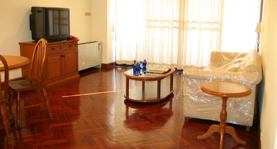 For rent 1 bed condo in Watthana, Bangkok