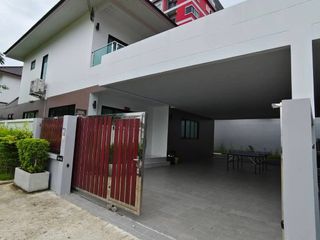 À louer 5 chambres maison à Bang Lamung, Chonburi
