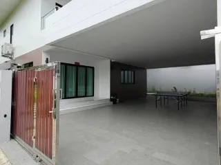 À louer 5 chambres maison à Bang Lamung, Chonburi