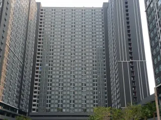 Condo en alquiler de 1 habitaciones en Bang Na, Bangkok