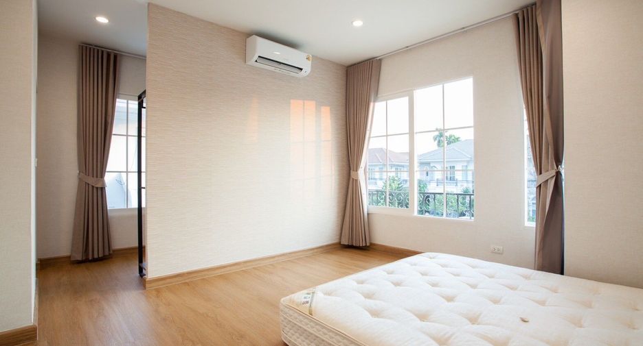 For rent 3 bedrooms house in Sai Mai, Bangkok