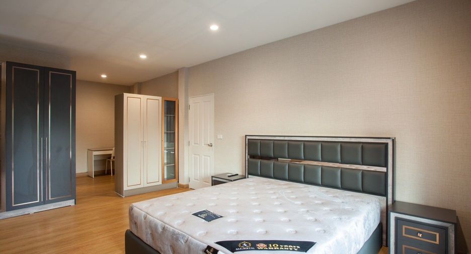 For rent 3 bedrooms house in Sai Mai, Bangkok