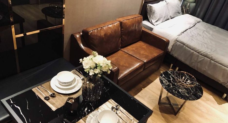 For rent studio condo in Khlong Toei, Bangkok