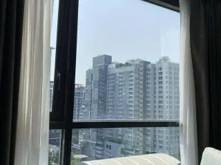 For sale スタジオ condo in Huai Khwang, Bangkok