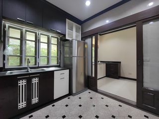 出租 4 卧室 独立屋 在 Watthana, 曼谷