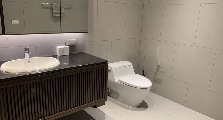 À vendre 2 chambres condo à Sattahip, Chonburi