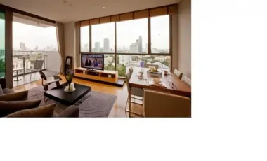 À louer 2 chambres condo à Khlong Toei, Bangkok