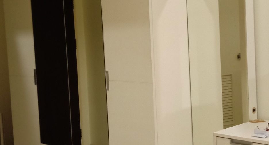 For sale studio condo in Pathum Wan, Bangkok
