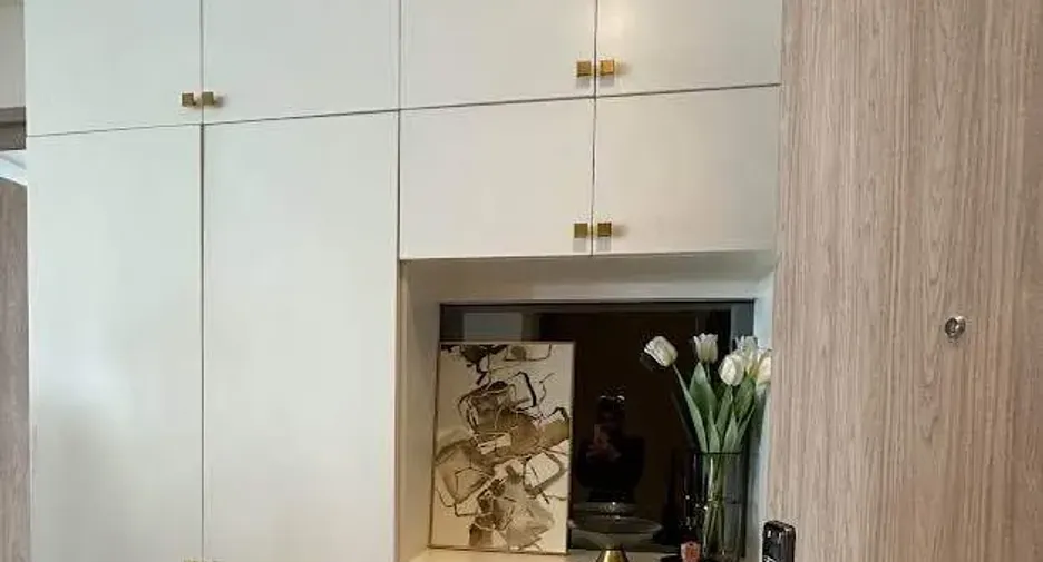 For sale 3 bedrooms condo in Khlong Toei, Bangkok
