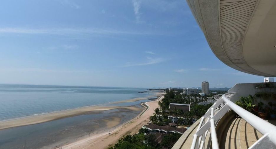 For sale 2 bedrooms condo in Cha Am, Phetchaburi