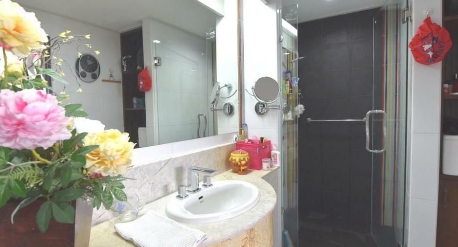 For sale 2 bedrooms condo in Cha Am, Phetchaburi