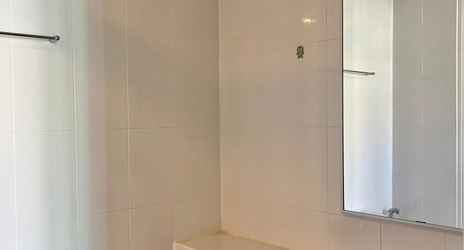 For sale 1 bed condo 