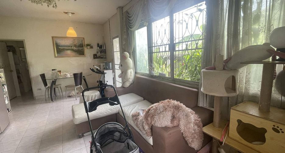 For sale 3 bedrooms house in Sai Mai, Bangkok