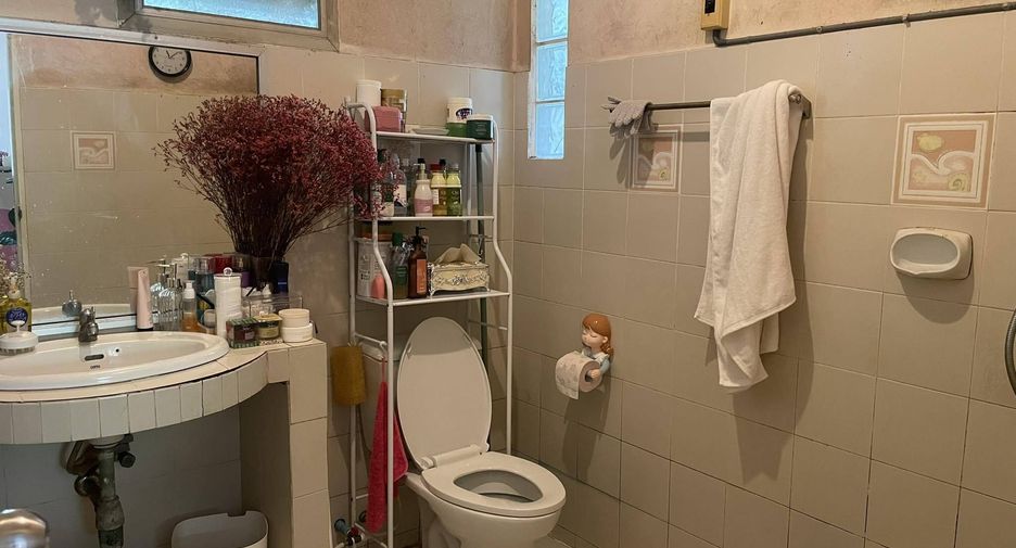 For sale 3 bedrooms house in Sai Mai, Bangkok