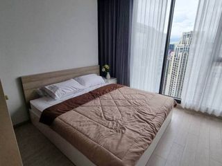 Condo en alquiler de 2 habitaciones en Huai Khwang, Bangkok