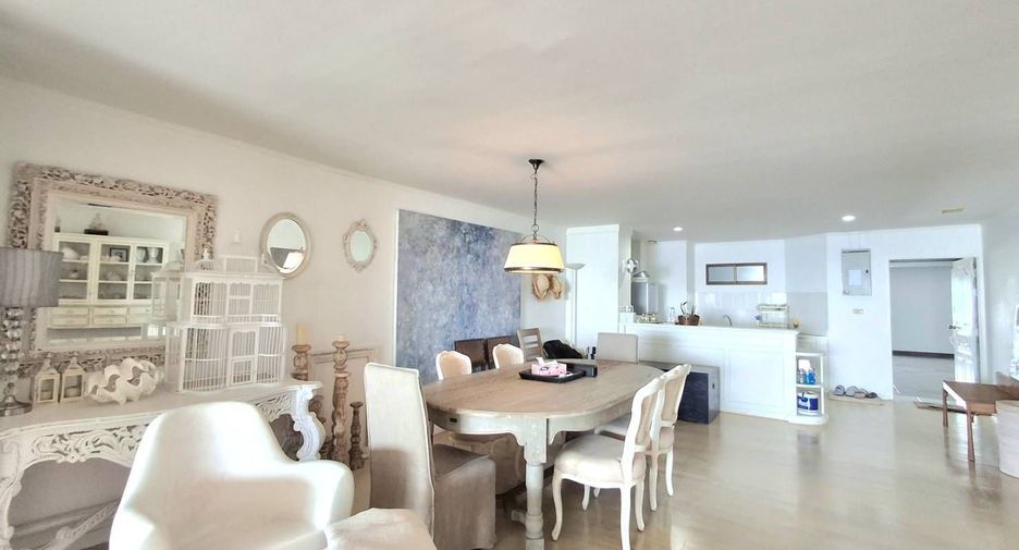 For sale 2 bedrooms condo in Cha Am, Phetchaburi