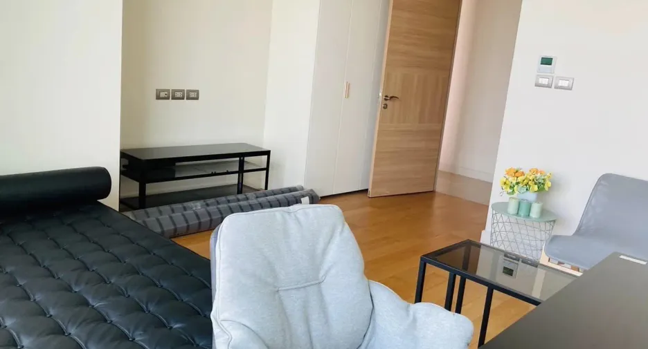 For rent 2 ベッドルーム condo in Pathum Wan, Bangkok