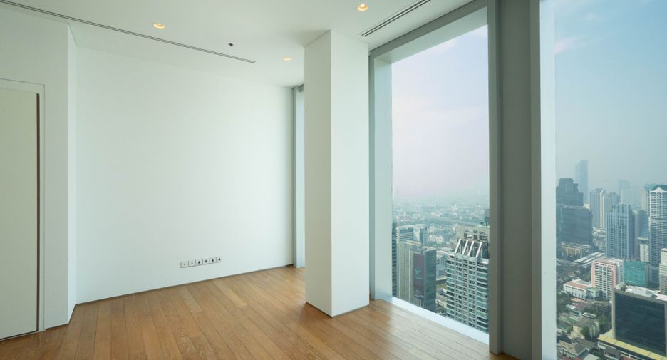 For sale 3 bedrooms condo in Sathon, Bangkok