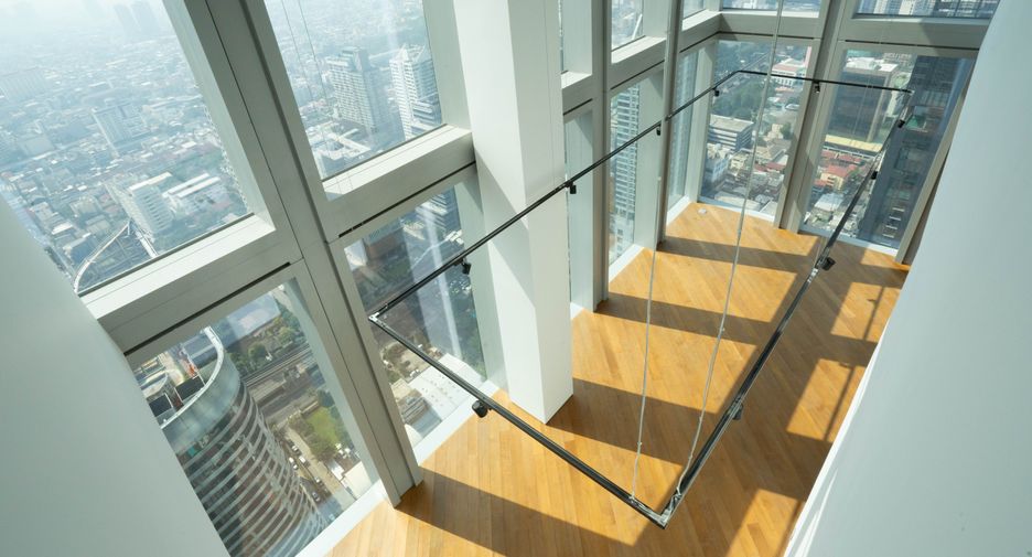 For sale 3 bedrooms condo in Sathon, Bangkok