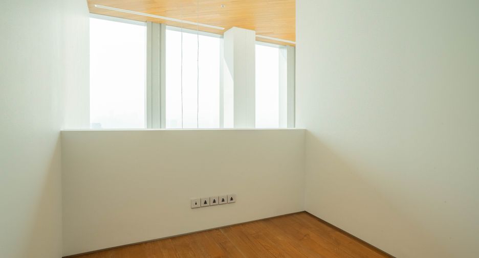For sale 3 bedrooms condo in Sathon, Bangkok